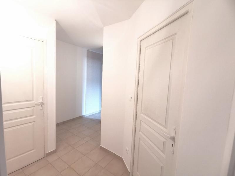 Appartement - 81 m² - 3 pièces