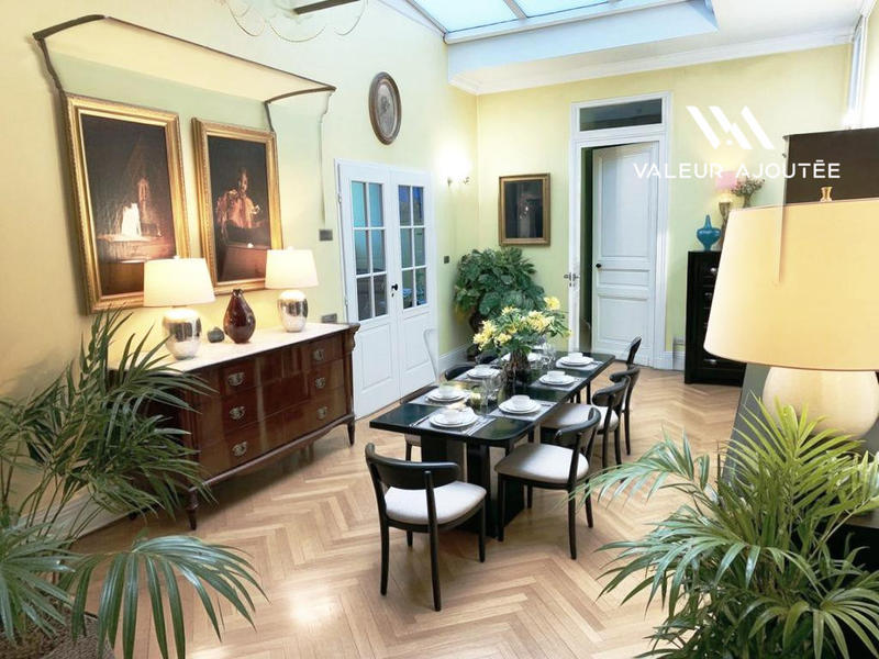 Appartement - 117 m² - 5 pièces