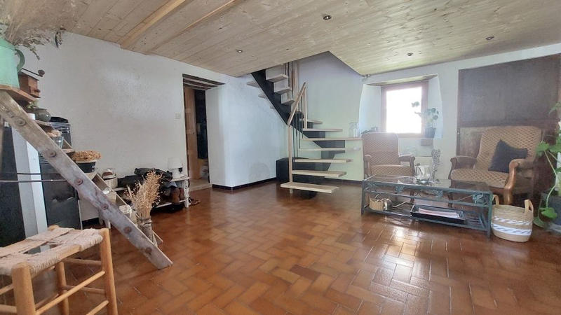 Maison - 132 m² - 8 pièces