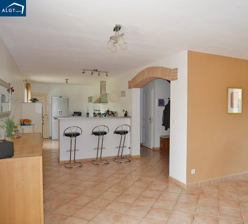 Villa - 192 m² - 8 pièces