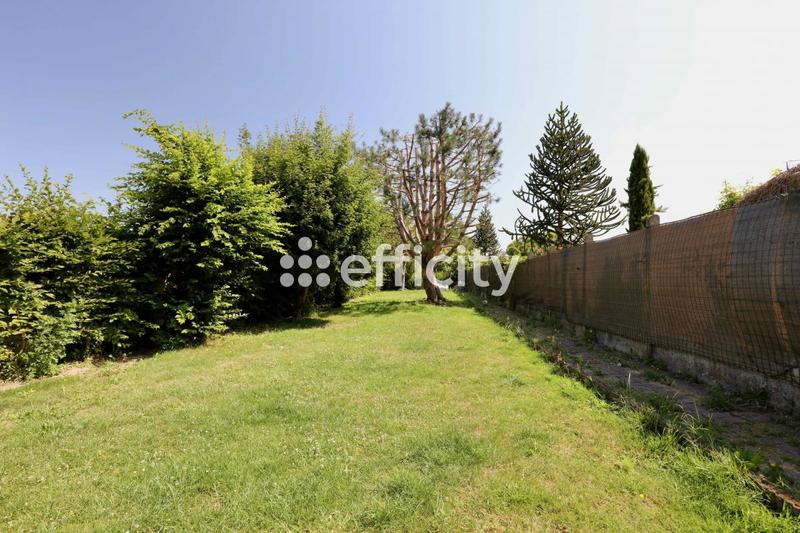 Maison - 188 m² - 8 pièces