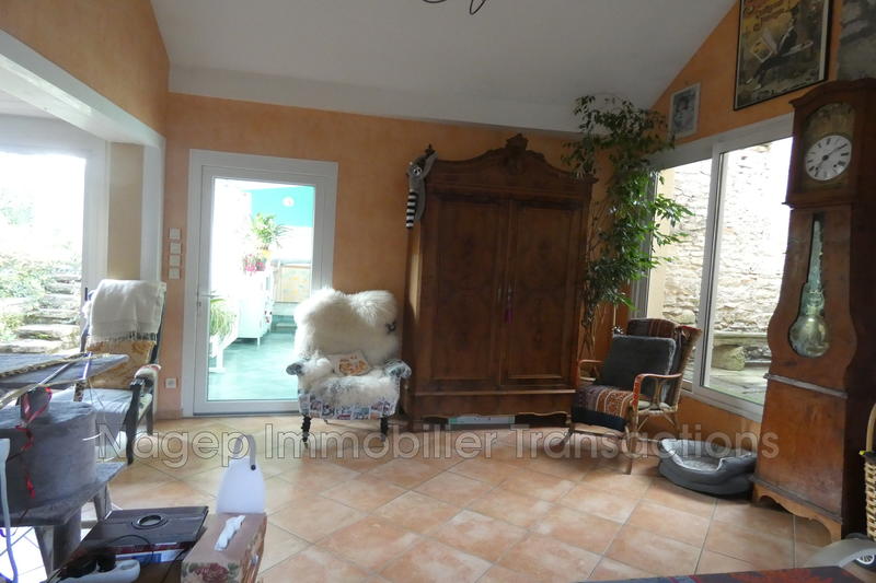 Propriété - 246 m² - 9 pièces