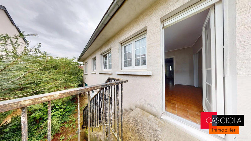 Maison - 145 m² - 5 pièces