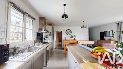 Maison - 90 m² - 5 pièces