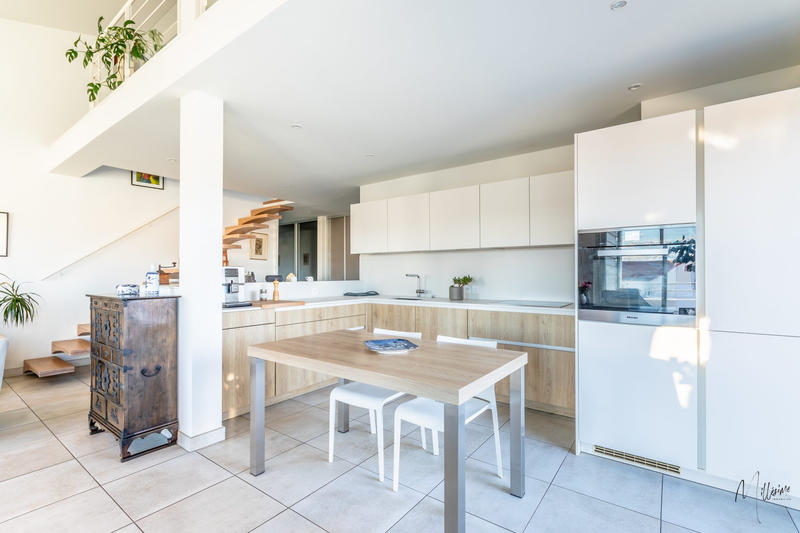 Appartement - 145 m² - 4 pièces