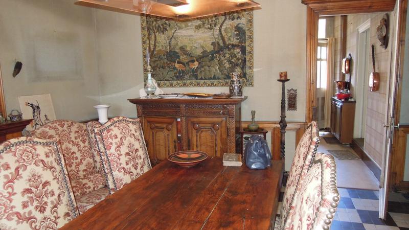 Maison - 256 m² - 10 pièces