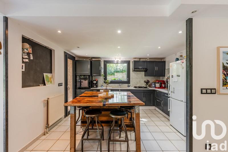 Maison - 141 m² - 6 pièces