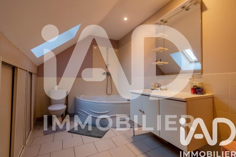 Maison - 102 m² - 5 pièces