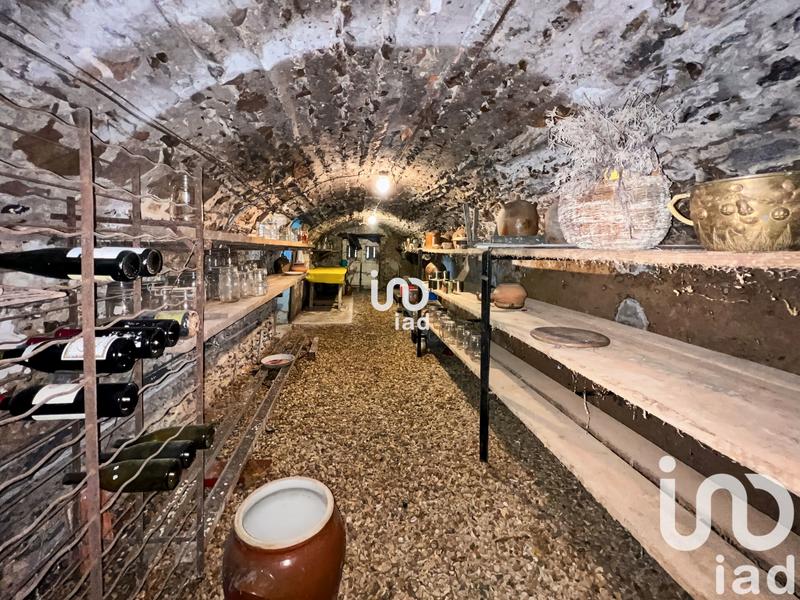 Maison - 207 m² - 7 pièces