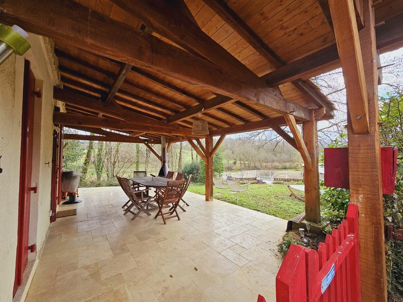 Maison traditionnelle - 90 m² - 5 pièces