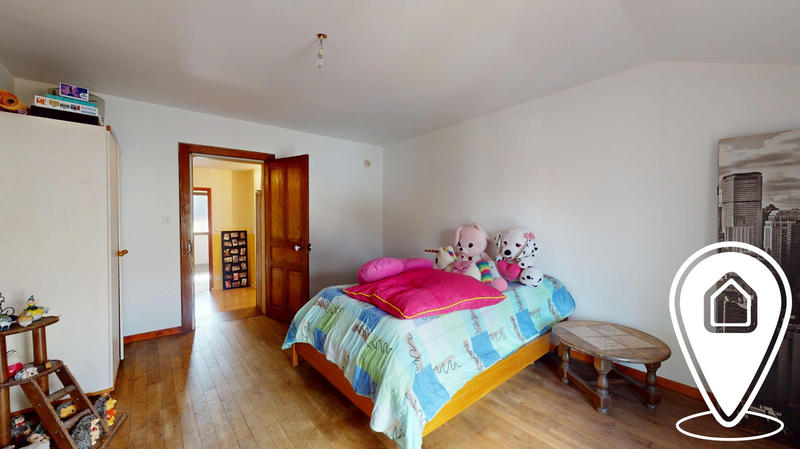 Maison - 192 m² - 7 pièces