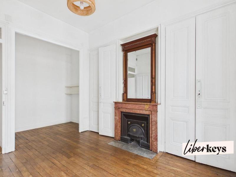 Appartement ancien - 80 m² - 4 pièces