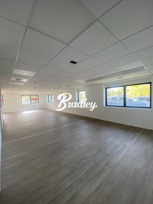 Bureau - 178 m²