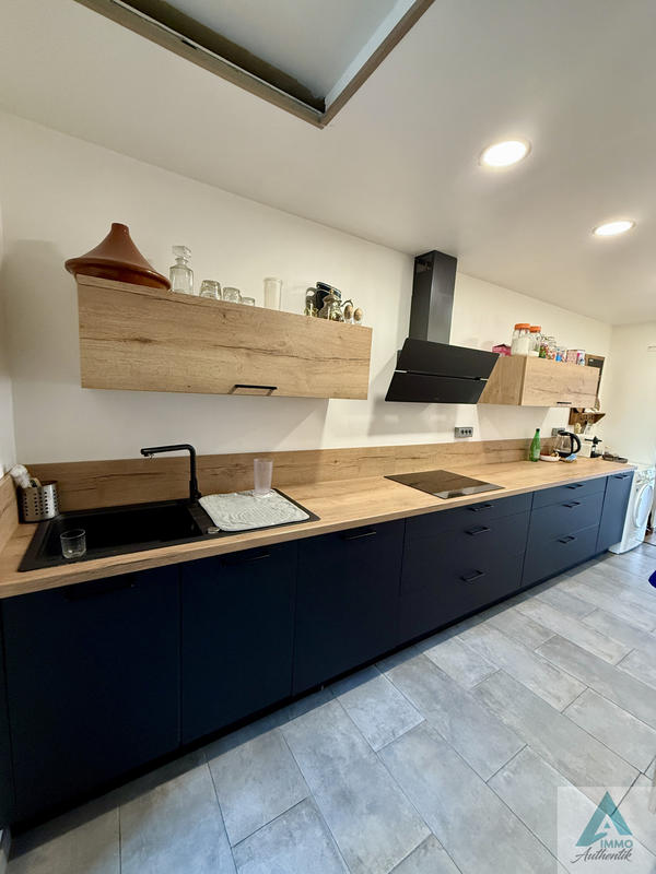 Appartement - 80 m² - 4 pièces