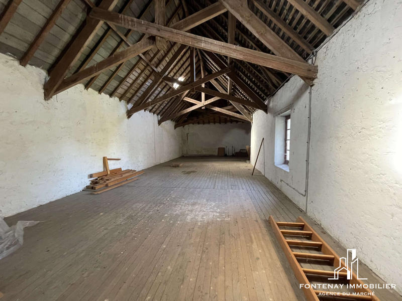 Maison - 346 m² - 11 pièces