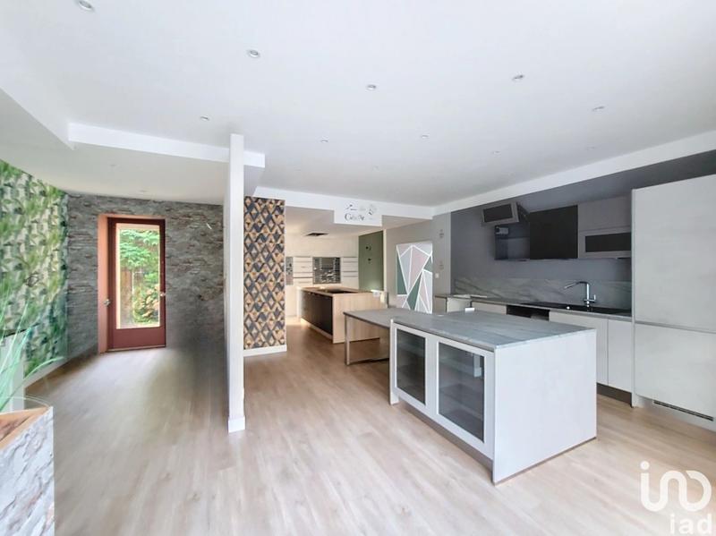 Local commercial - 105 m²