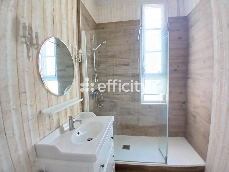 Appartement - 148 m² - 6 pièces