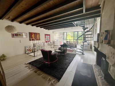 Maison - 110 m² - 3 pièces