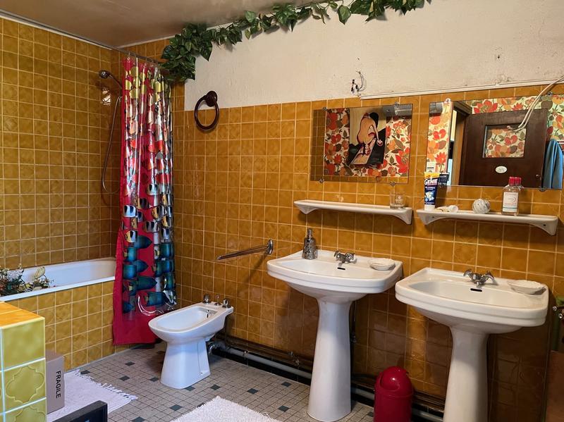 Maison - 257 m² - 8 pièces