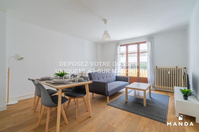 Chambre - 12 m² - 4 pièces