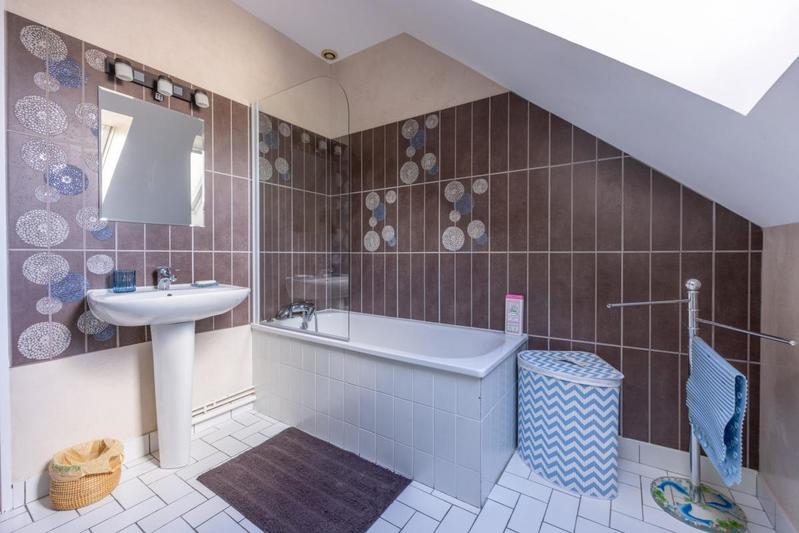 Maison - 136 m² - 5 pièces