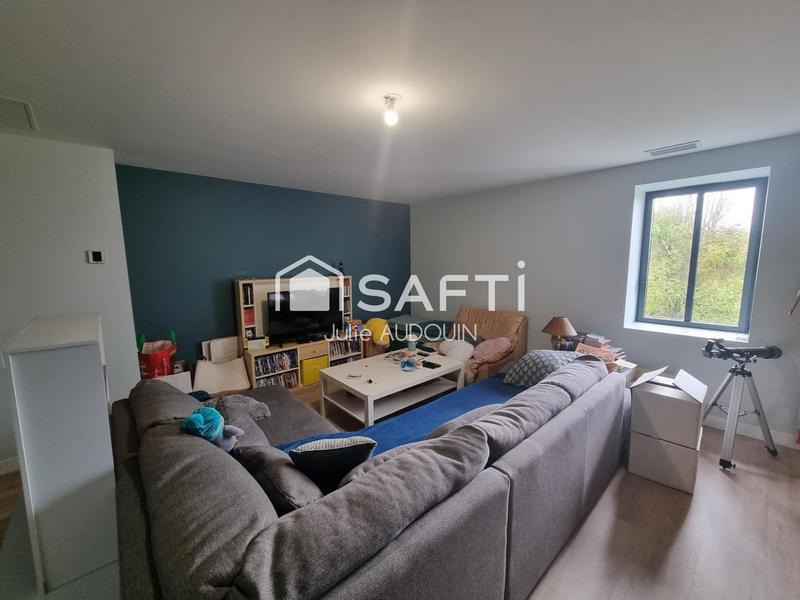 Maison - 240 m² - 9 pièces