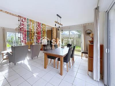 Maison - 151 m² - 7 pièces