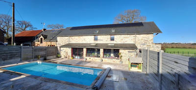 Maison - 320 m² - 8 pièces