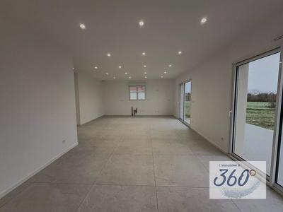 Maison - 101 m² - 5 pièces