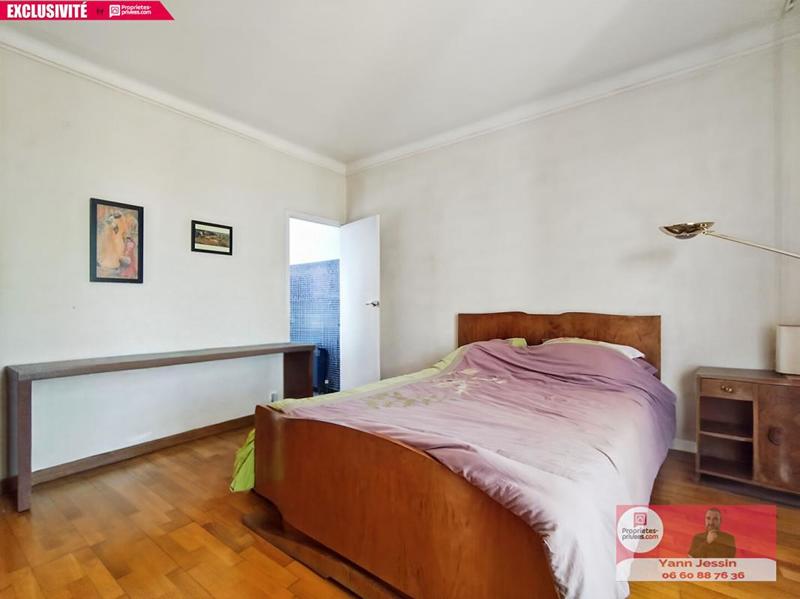 Maison - 180 m² - 6 pièces