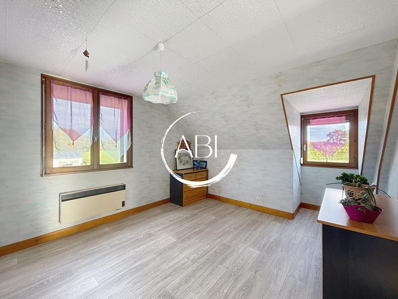 Maison - 115 m² - 5 pièces