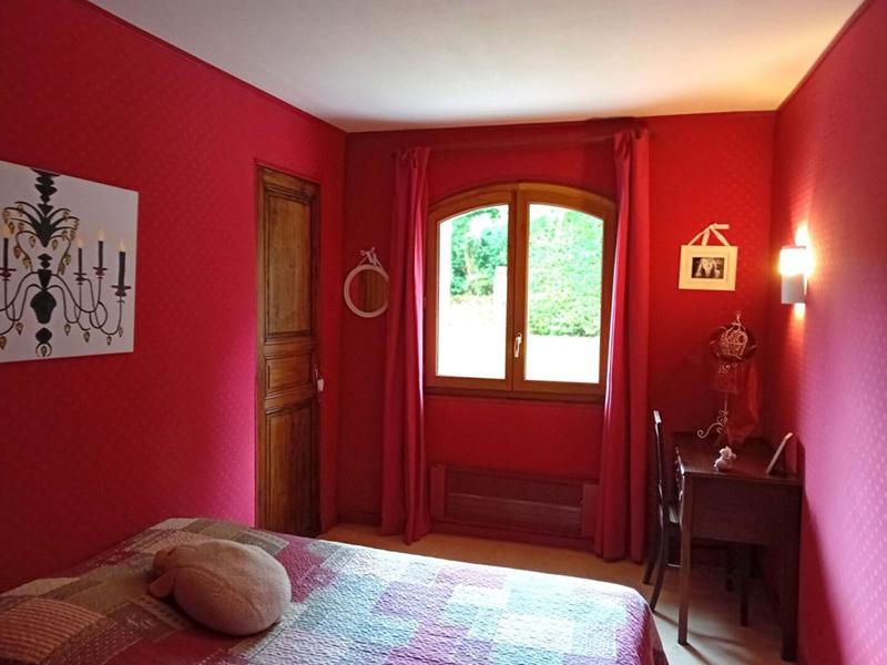 Maison - 213 m² - 9 pièces