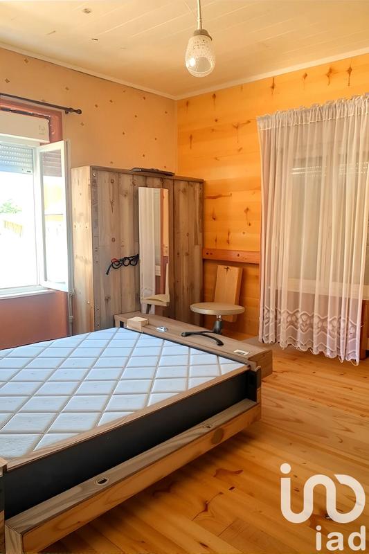 Maison - 245 m² - 15 pièces