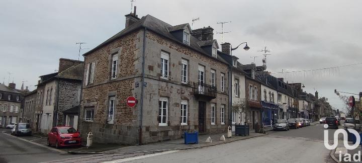 Maison - 200 m² - 11 pièces