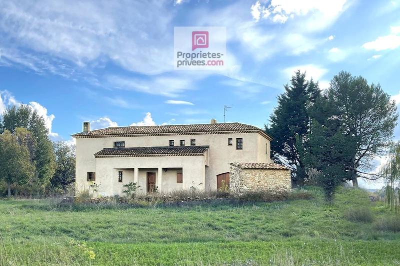 Maison - 200 m² - 8 pièces