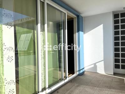 Appartement - 100 m² - 4 pièces