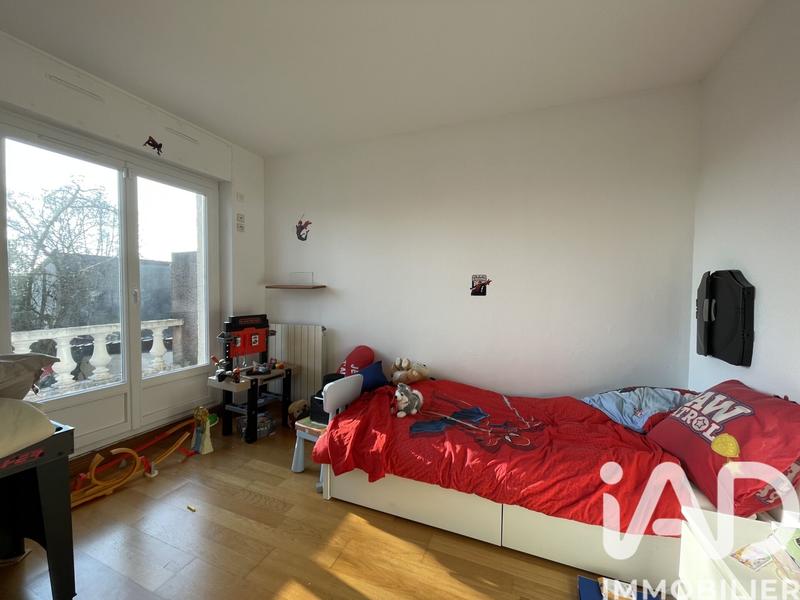 Maison - 183 m² - 6 pièces