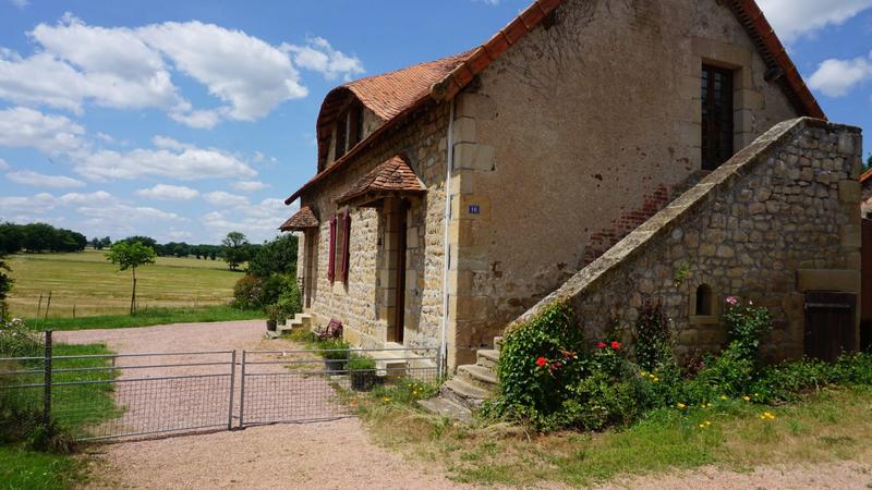 Maison - 240 m² - 12 pièces