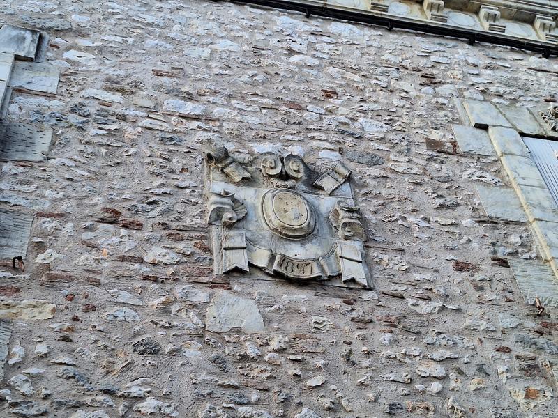 Maison ancienne - 248 m² - 6 pièces