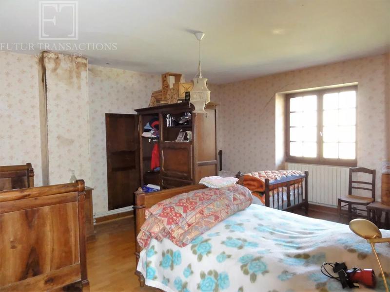 Maison - 198 m² - 8 pièces