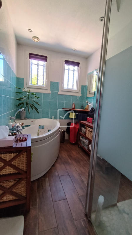 Maison - 171 m² - 7 pièces