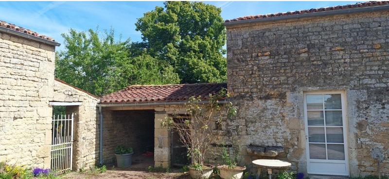 Maison - 180 m² - 8 pièces