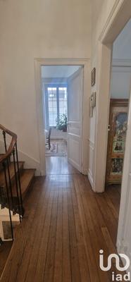 Maison de ville - 250 m² - 11 pièces