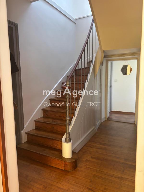 Maison - 147 m² - 7 pièces