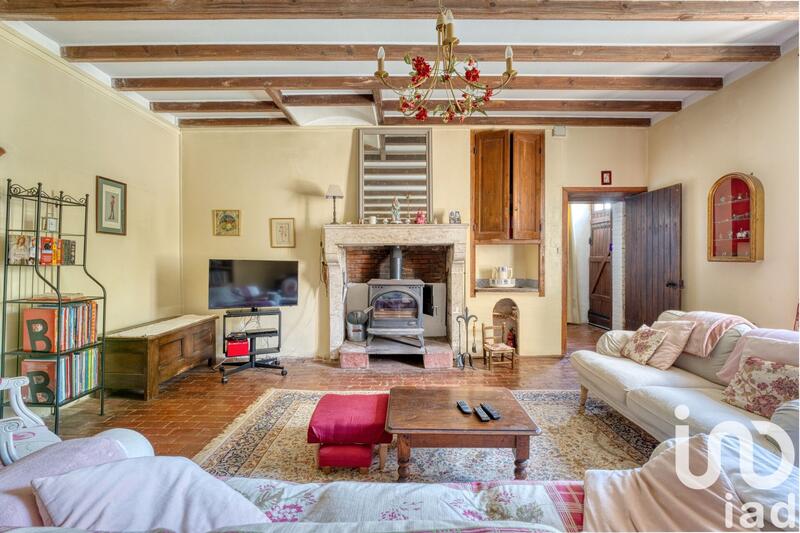 Maison - 310 m² - 12 pièces