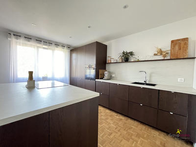 Appartement - 82 m² - 3 pièces