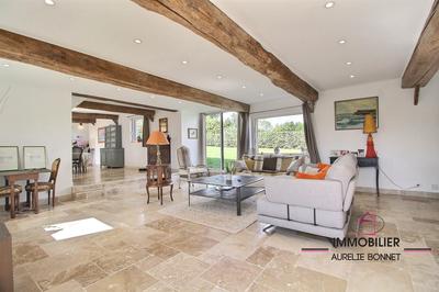 Maison ancienne - 380 m² - 12 pièces