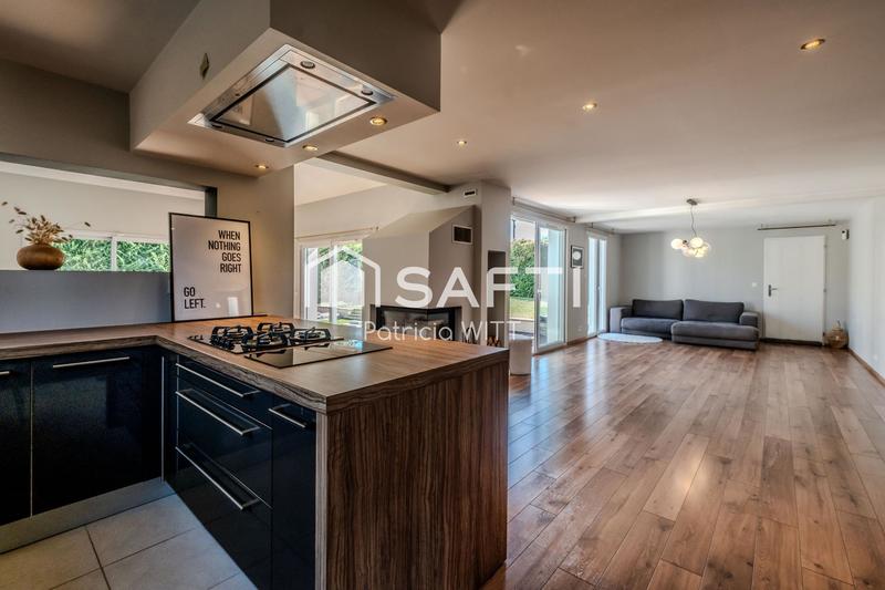 Maison - 158 m² - 5 pièces