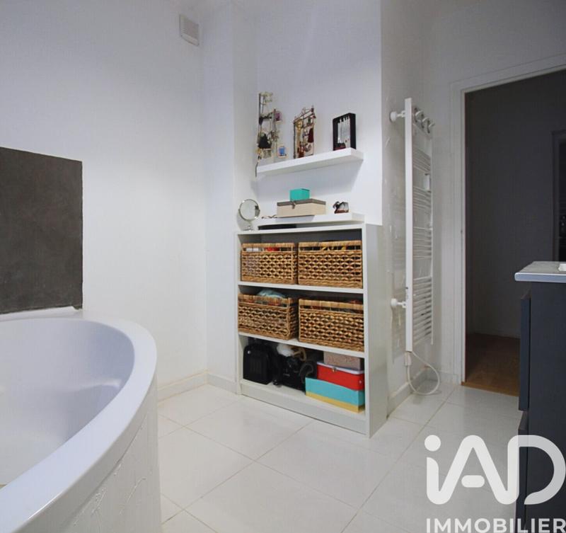 Appartement - 120 m² - 3 pièces