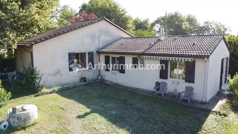 Maison - 64 m² - 4 pièces